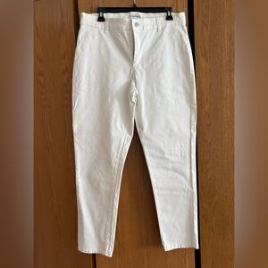 Calvin Klein White Skinny pant Size 12